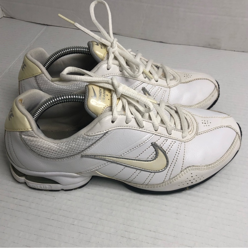 Nike Sneakers Womens 8.5 Air Exceed White Running Shoes Lace Up Low Top